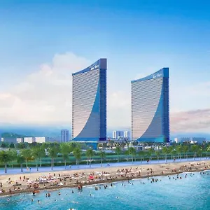 Orbi Luxury Sea View ***** باتومي